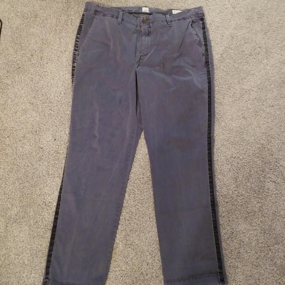 Gap Girfriend Chinos